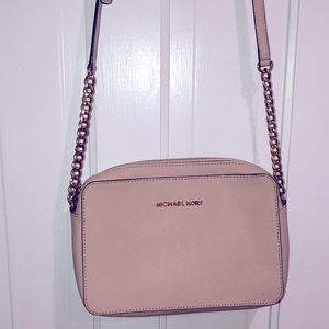 Michael Kors pale pink cross body bag